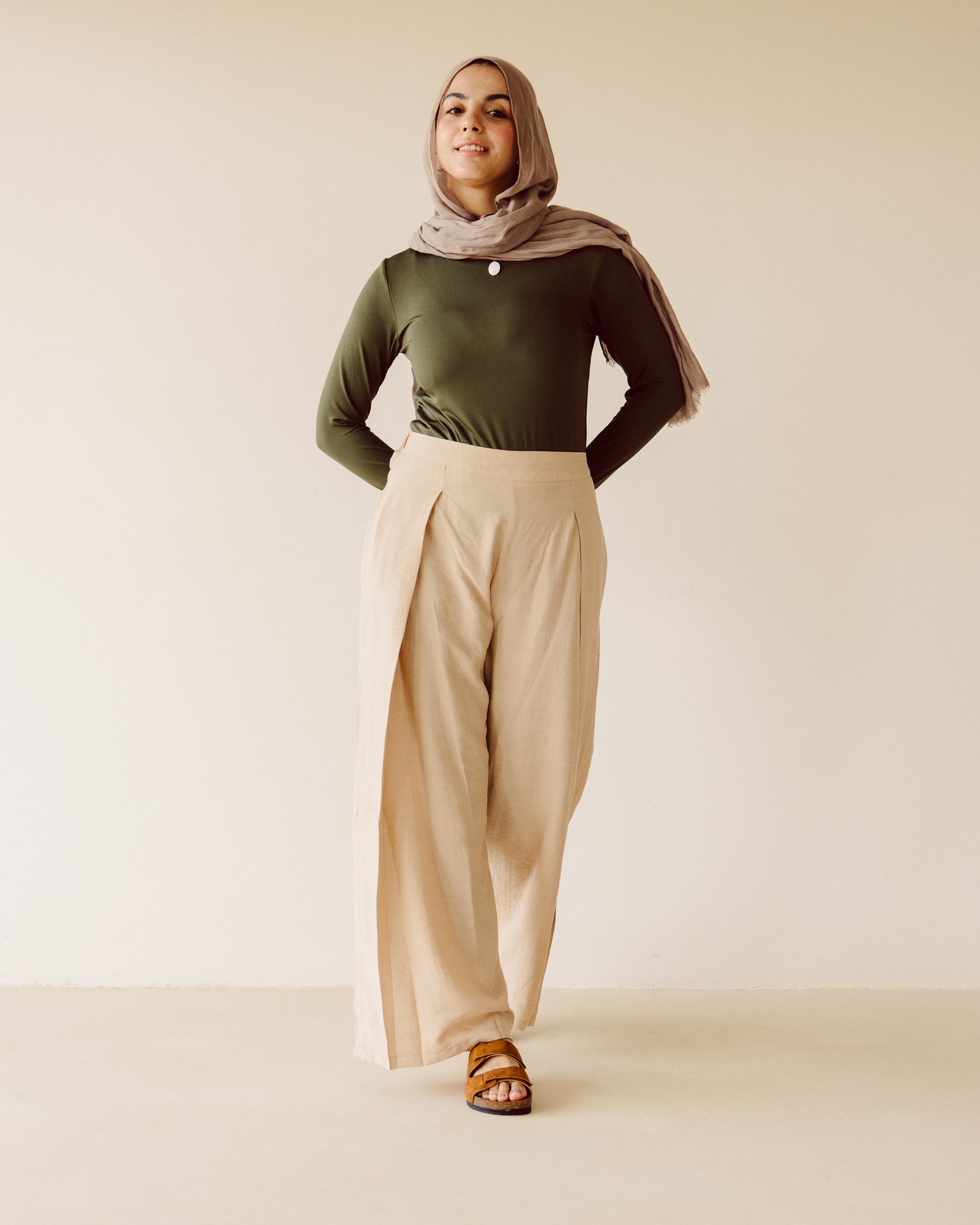 Beige wide leg pants - PAVO Egypt