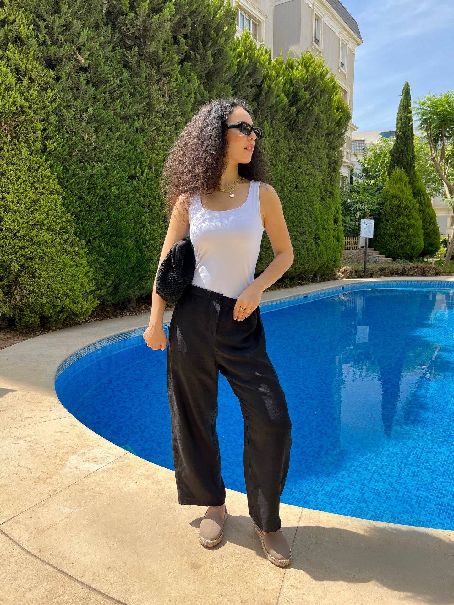 Black mom fit linen pants - PAVO Egypt