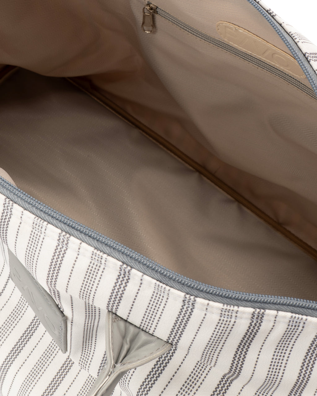 Grey como Duffle Bag