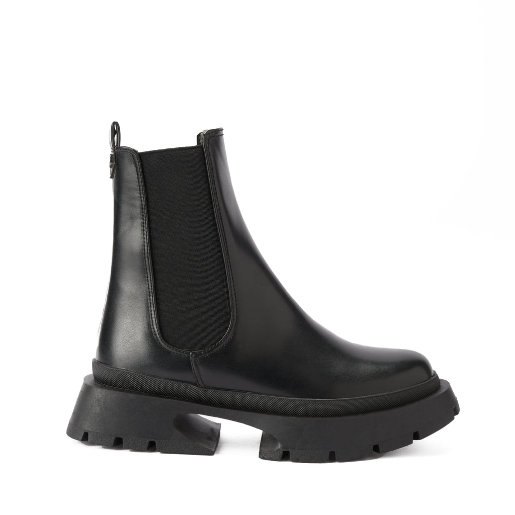 Black Nova Boots