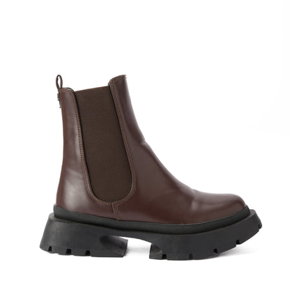 Brown Nova boots