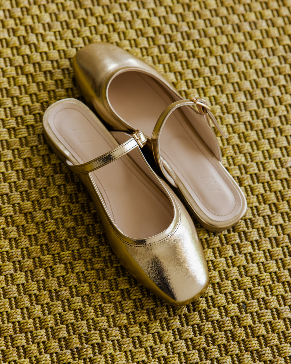 Mule Gold Mary Jane