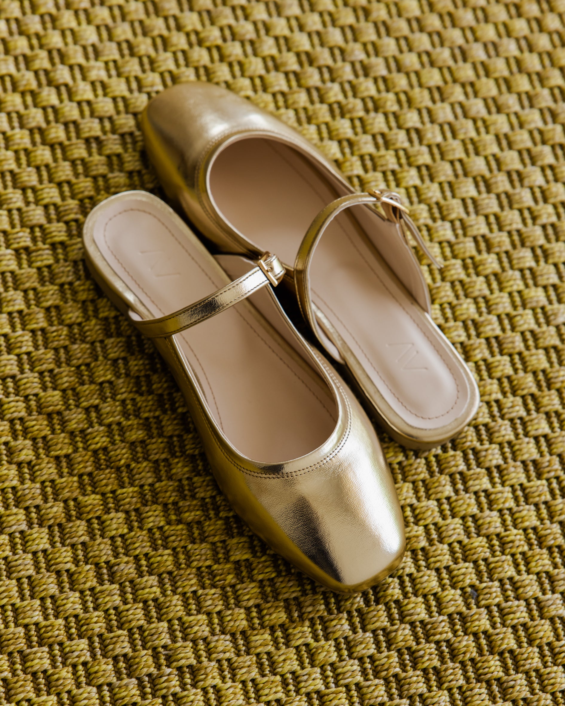 Mule Gold Mary Jane