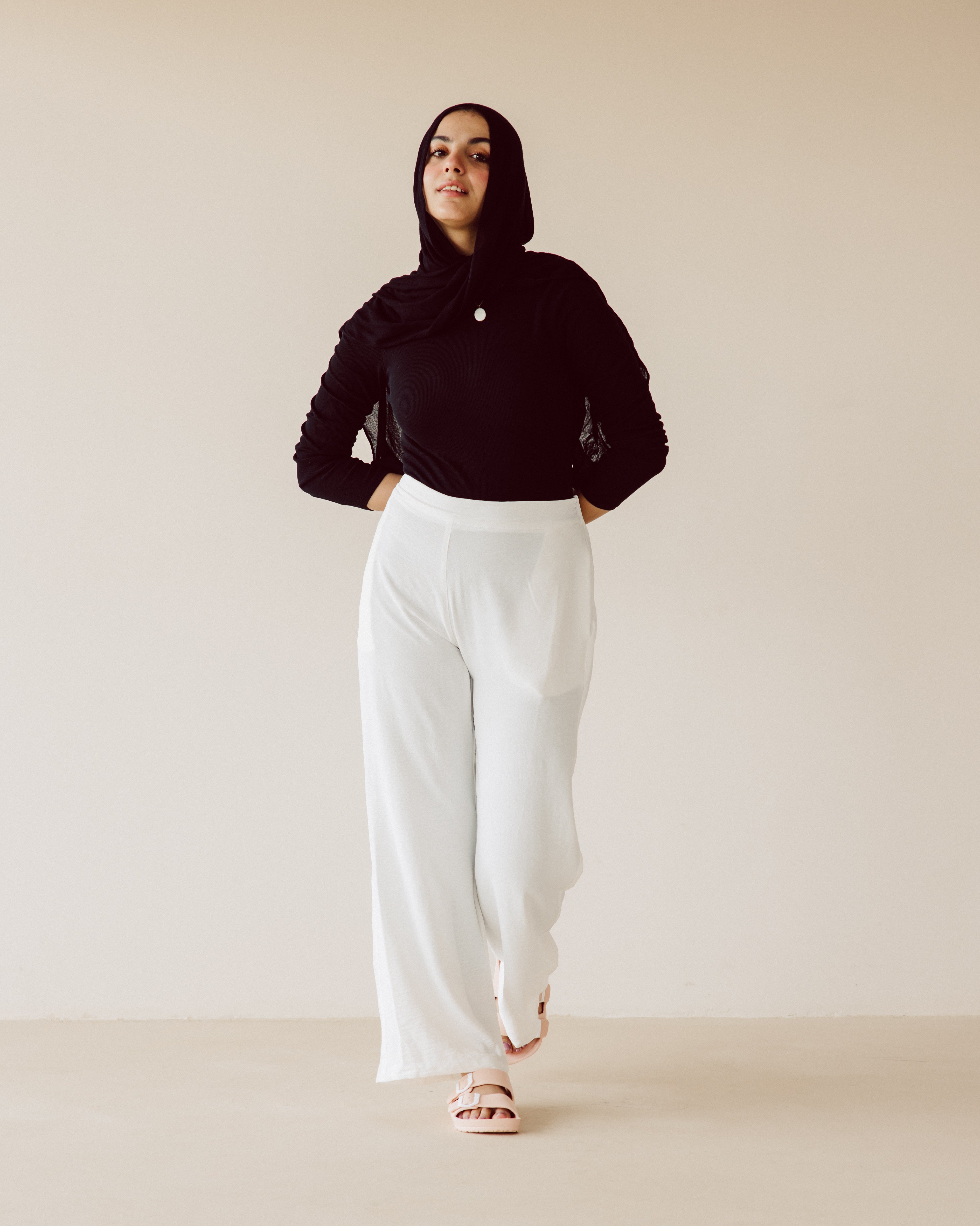 Off white Straight leg pants - PAVO Egypt