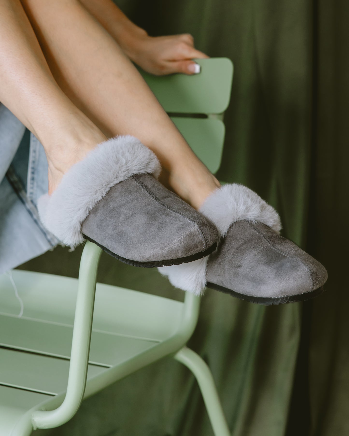 Grey Fur clogs