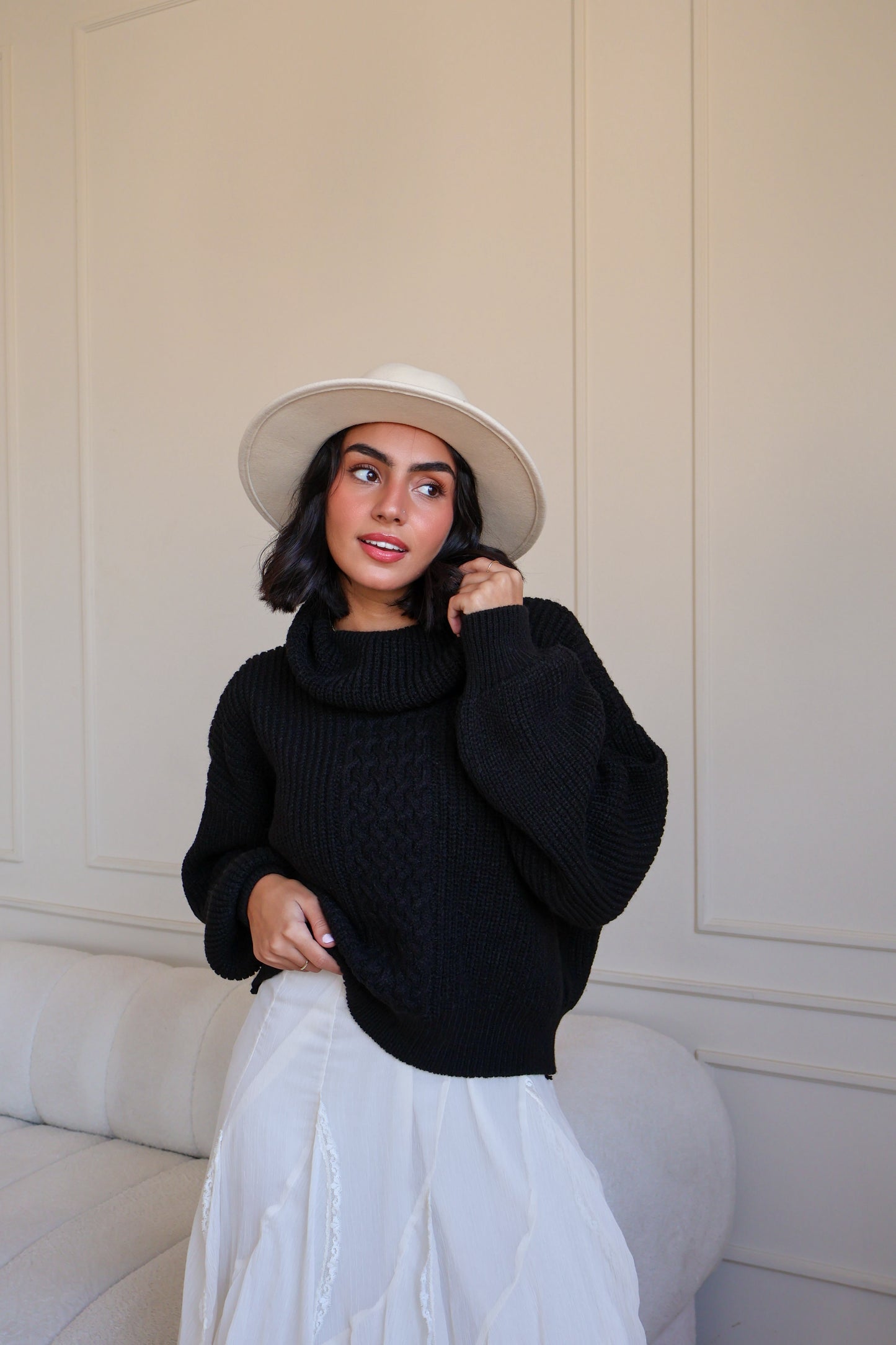 Black Oversized Pullover