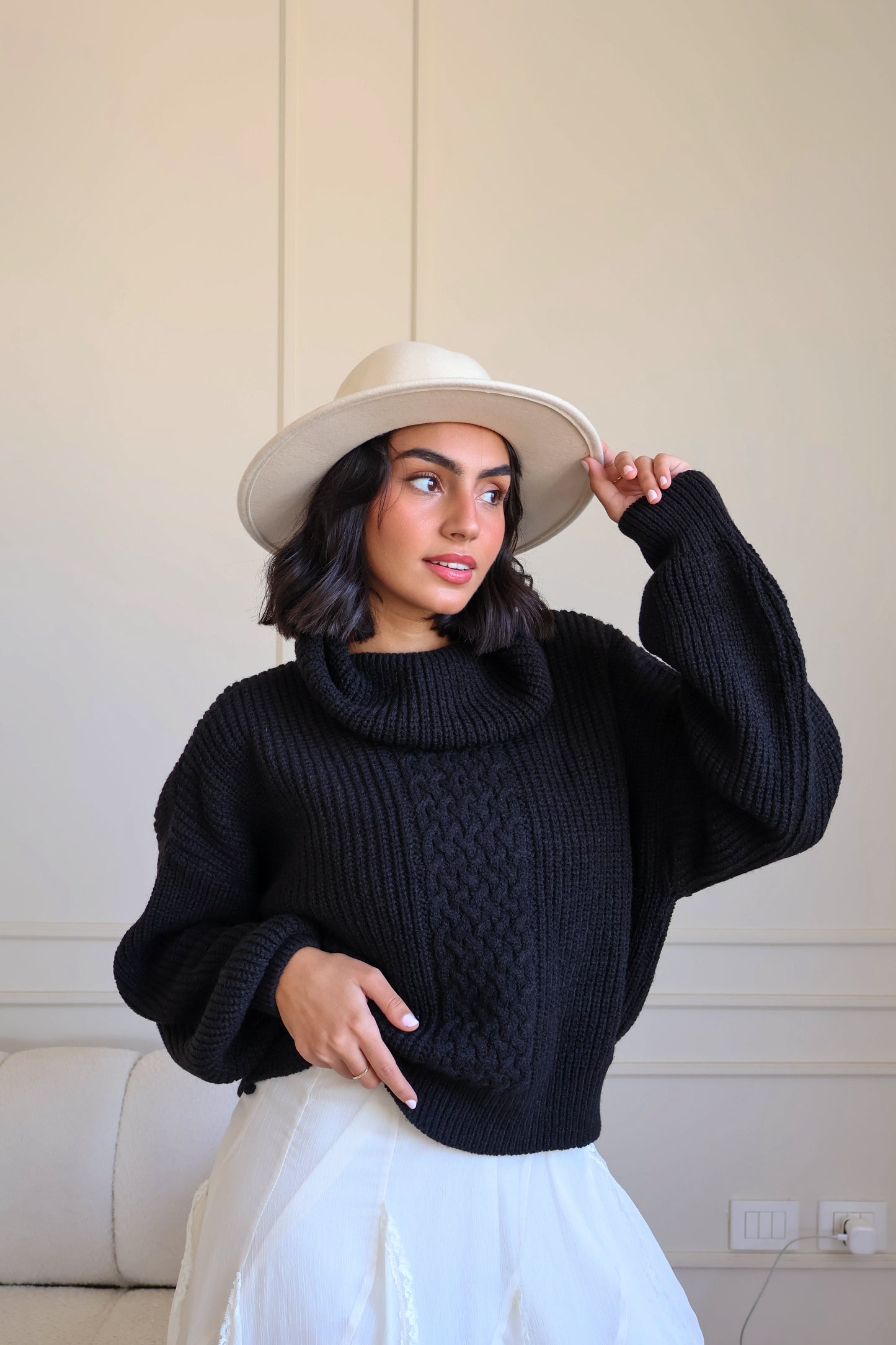 Black Oversized Pullover