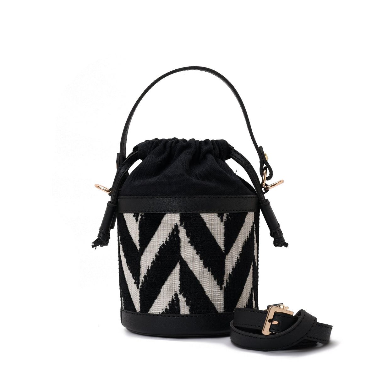 Retro bucket Black and white Handbag with Black belt -Code 913 pavoegypt